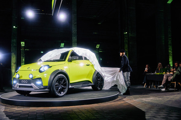 Electromobility with innovation, practicality and purpose: Brazilian football sensation, Neymar Jr., unveils e.GO Mobile's next generation line up e