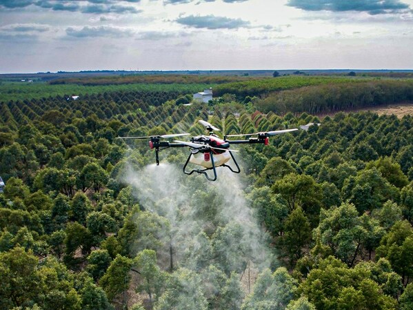 XAG Drone Eyes Widespread Use in Vietnam's Banana and Durian Farming
