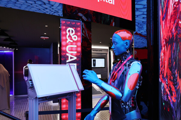 Glancing into Tomorrow at GITEX: e& UAE’S Vision for a Smarter, AI-powered Future