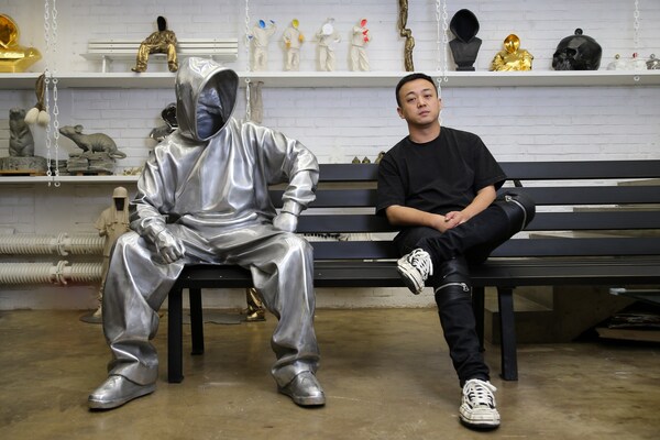 Huang Yulong Solo Exhibition: