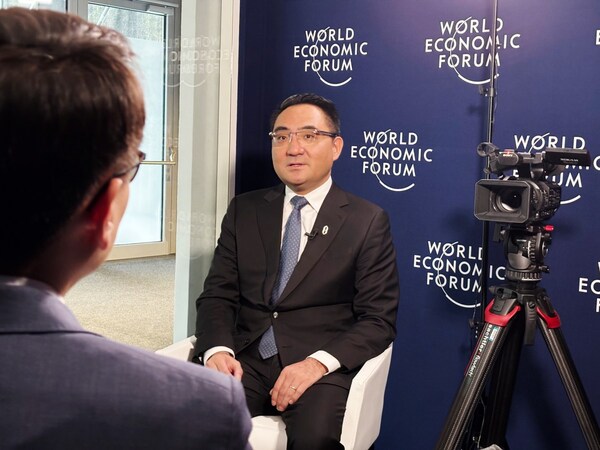 SERES Leads Chinese EV Innovation at Davos, Championing Global Collaboration for the Intelligent Age