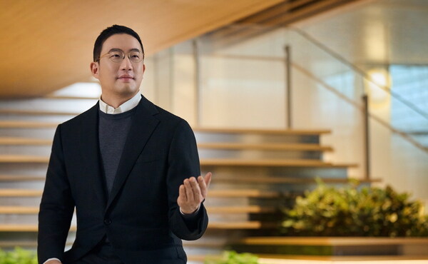 'The convergence between of AI and the Biology' LG Creates