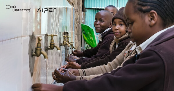Aiper Supports Water