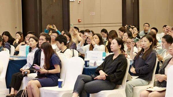 Australian Dentists Endorse Smartee's Mandibular Repositioning Technology at Global Symposium in Kunming