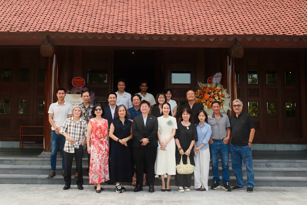 Senna Wellness Retreat introduces art showcase 'Trăng Lên Đỉnh Núi': A mid-autumn tribute to Kinh Bắc's beauty and community spirit