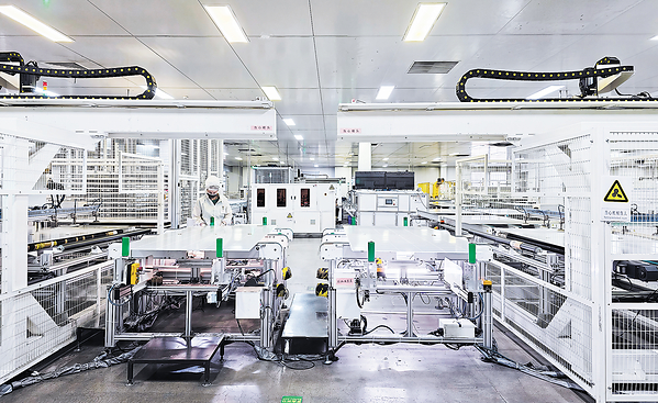 Exploring an Innovative Path for Desert Green Power —- China-Egypt Belt and Road Joint Laboratory on Renewable Energy